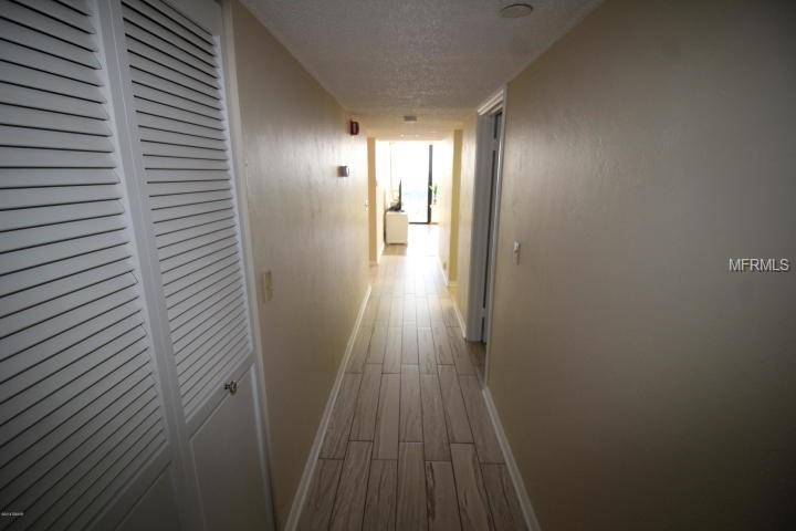 Daytona Beach Shores, FL 32118,1 OCEANS WEST BLVD #17A5