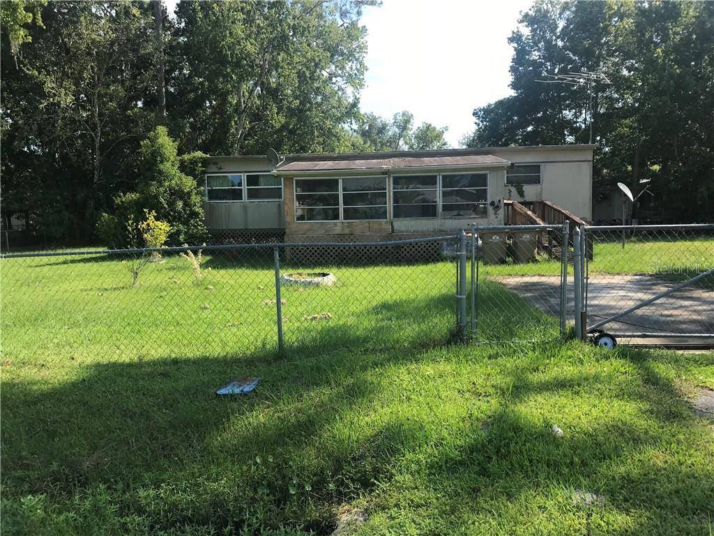 Astor, FL 32102,24020 COON RD