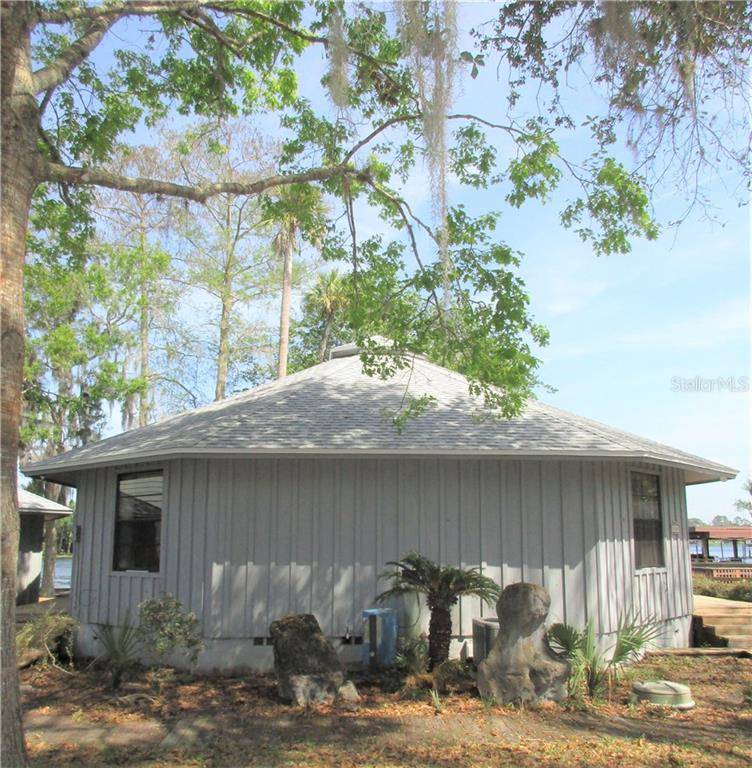 Astor, FL 32102,24049 MINK RD