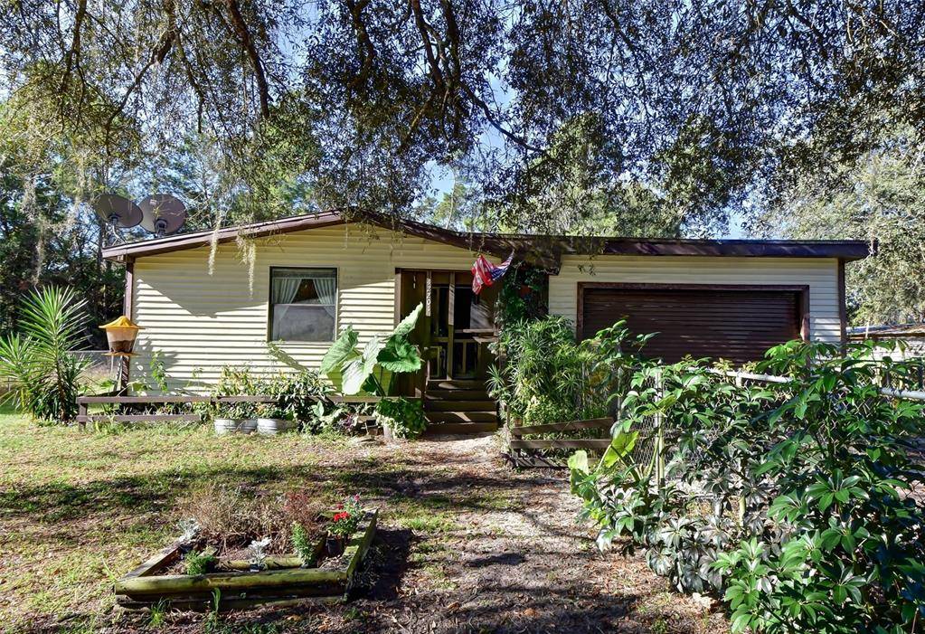 Paisley, FL 32767,42201 PINE VALLEY DR