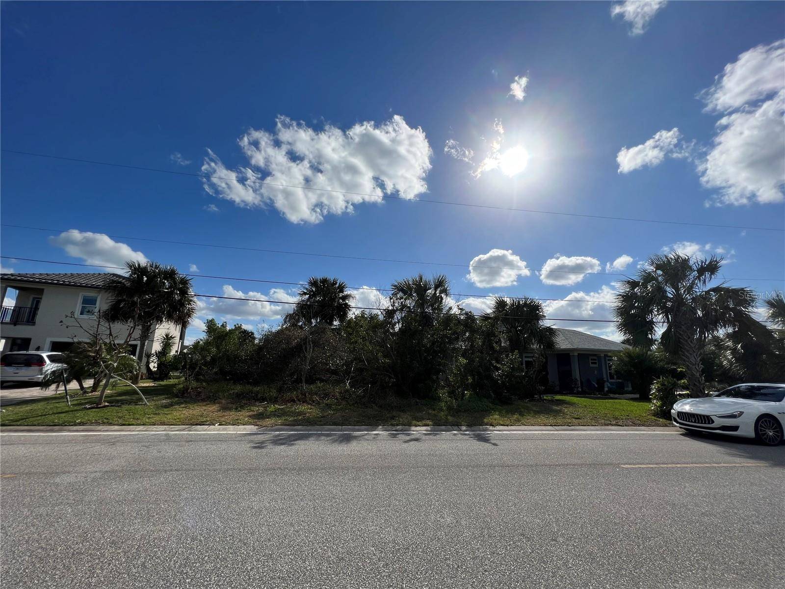 Ormond Beach, FL 32176,136 CAPRI DR