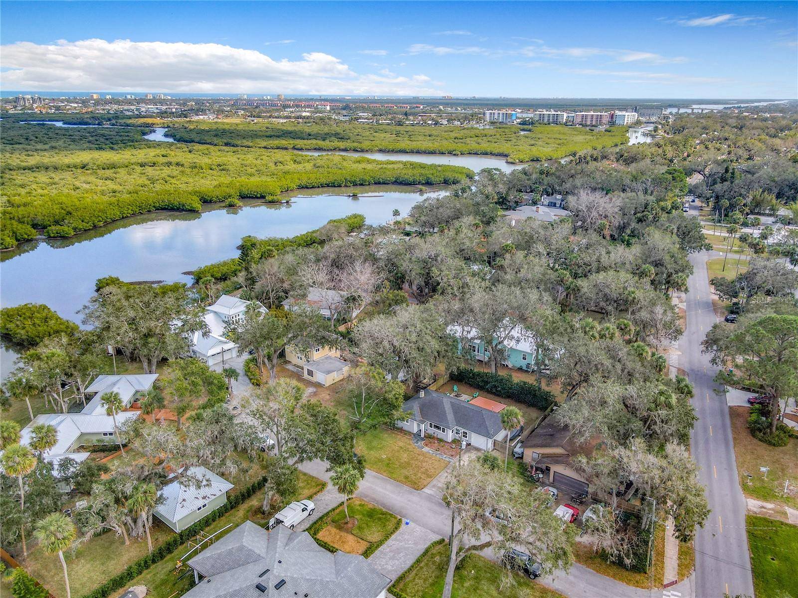 New Smyrna Beach, FL 32168,106 AZALEA CIR