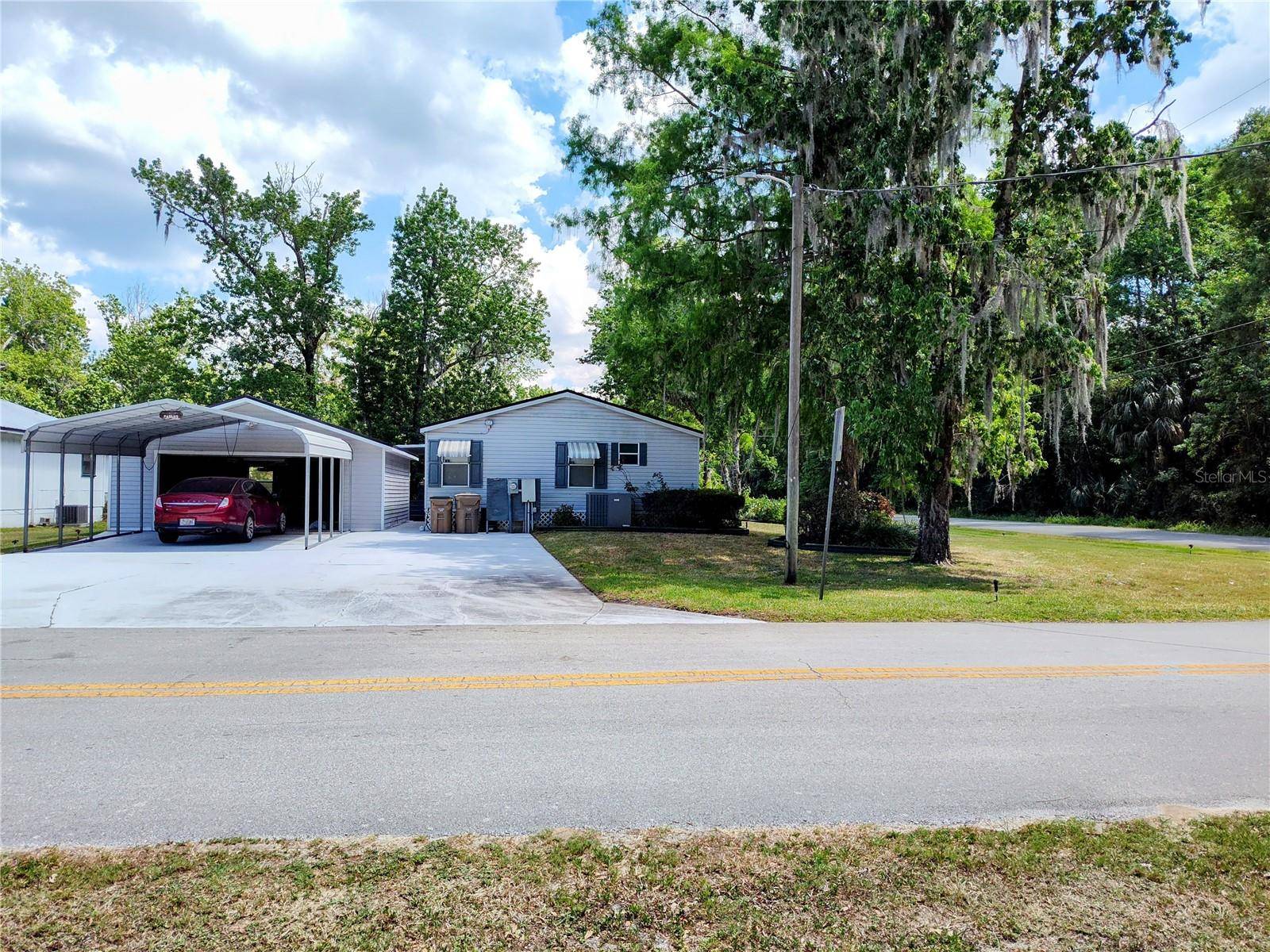 Astor, FL 32102,24725 PEARL ST