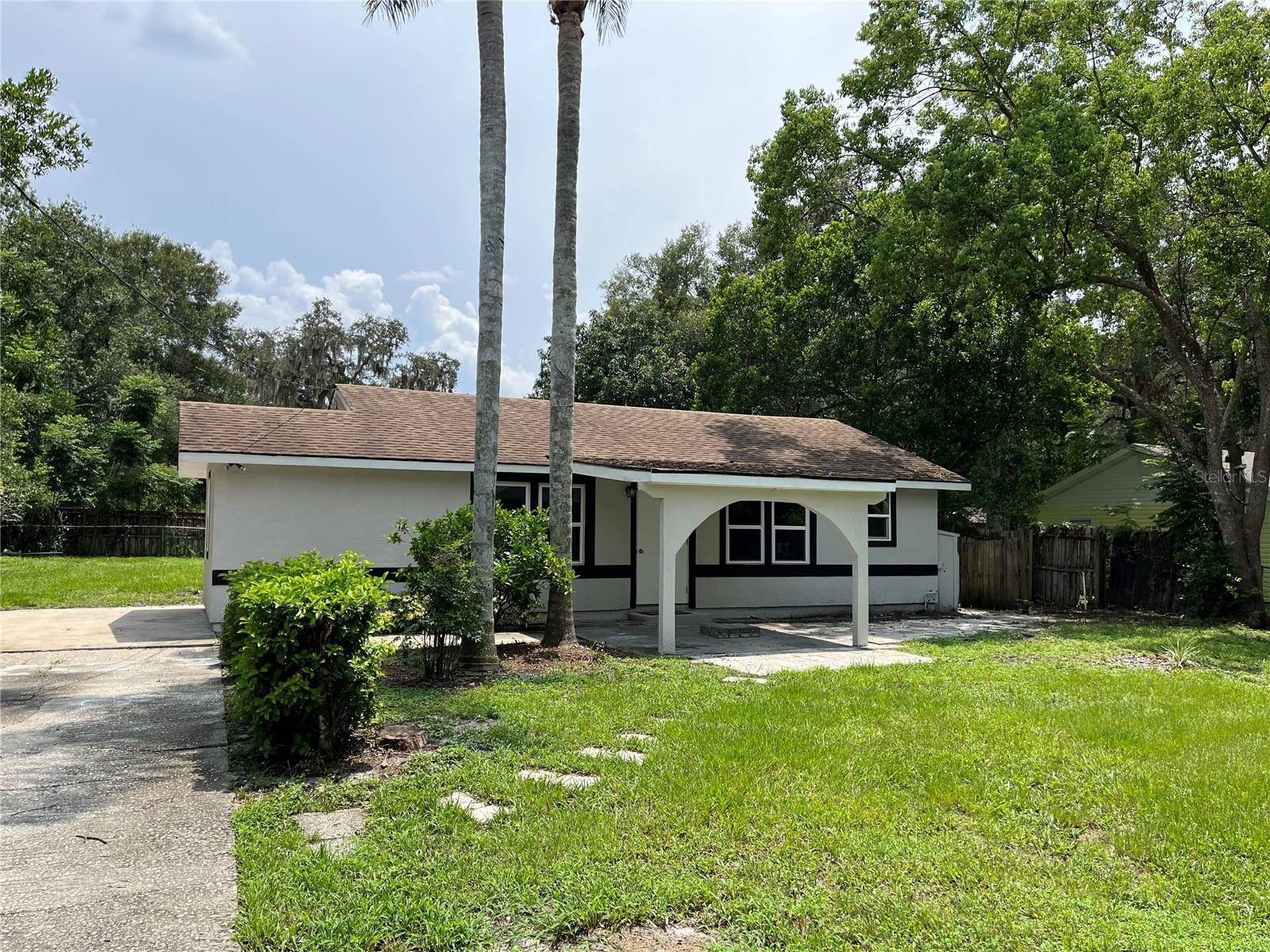 Deland, FL 32724,1404 E VOORHIS AVE