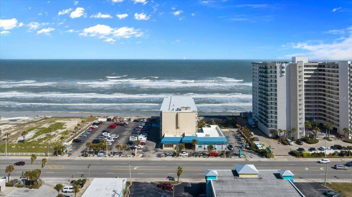 Daytona Beach Shores, FL 32118,2043 S ATLANTIC AVE #603