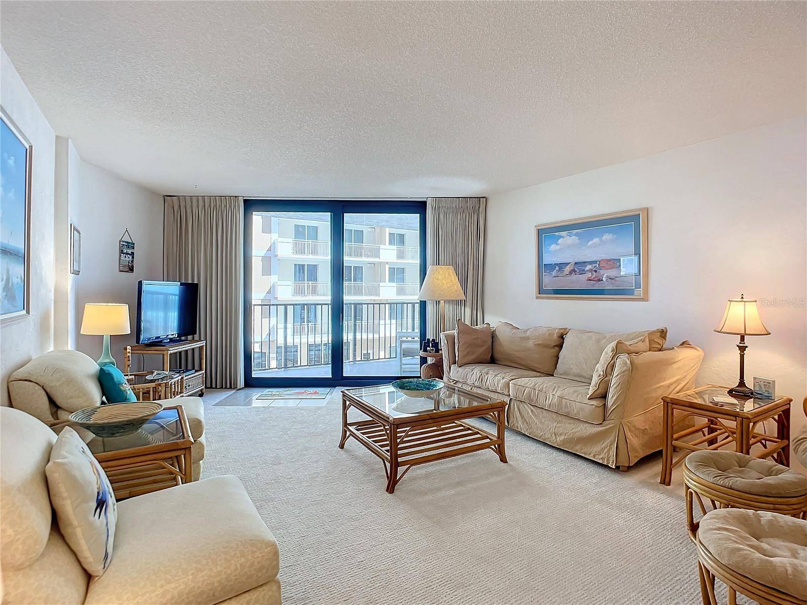 Ormond Beach, FL 32176,1415 OCEAN SHORE BLVD #309