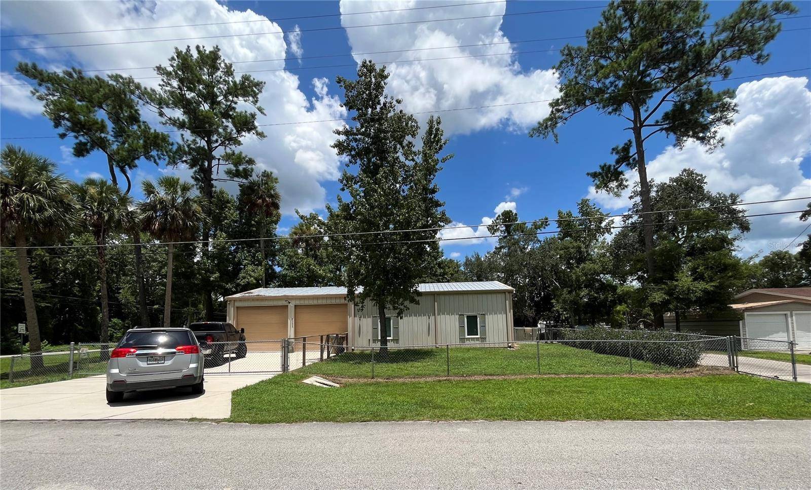 Astor, FL 32102,24609 PEARL ST