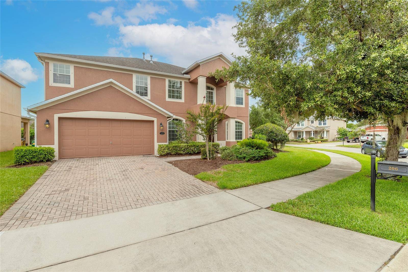 Deland, FL 32724,206 LAUREL POINT CT