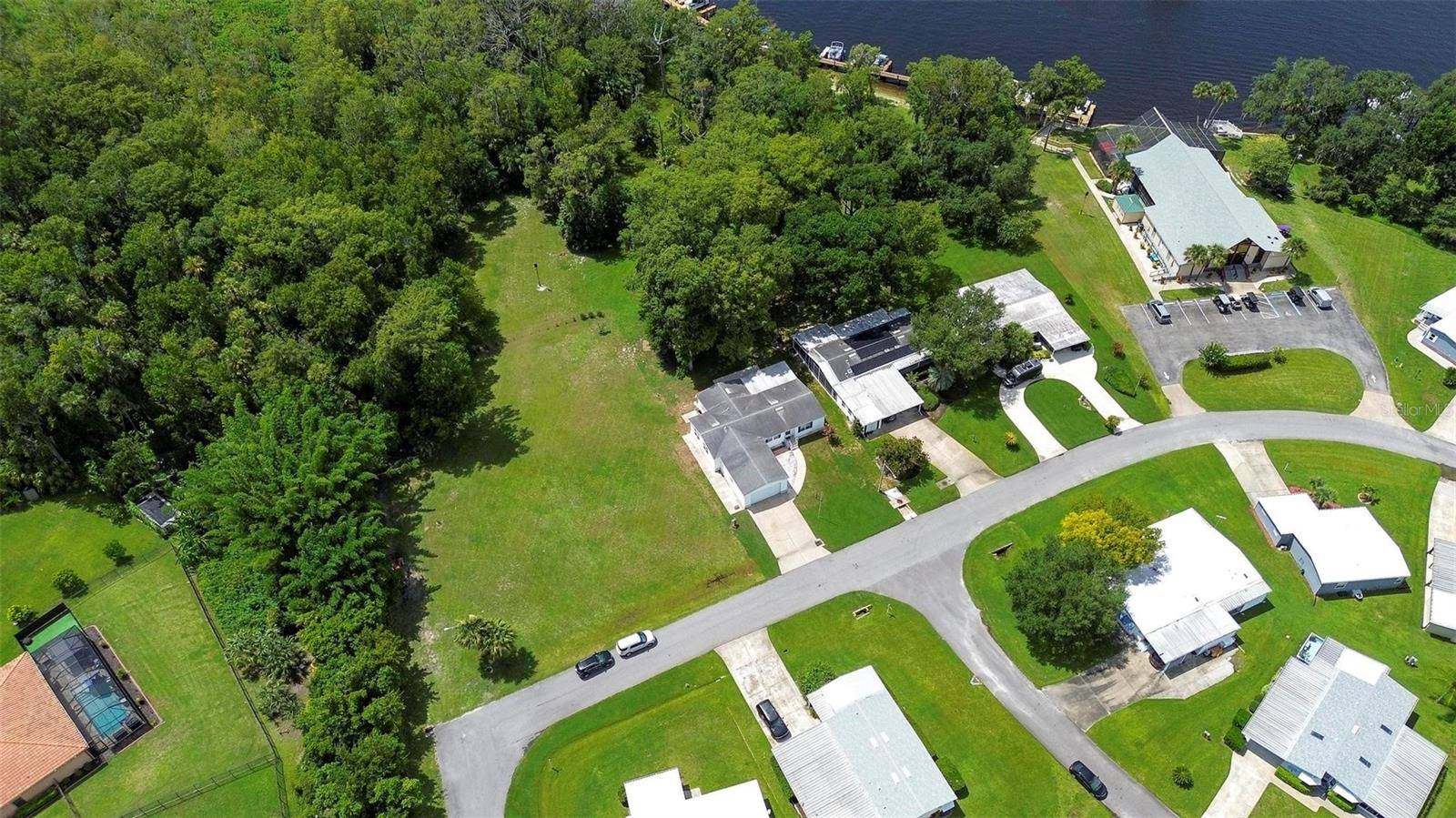 Debary, FL 32713,138 SHER LN