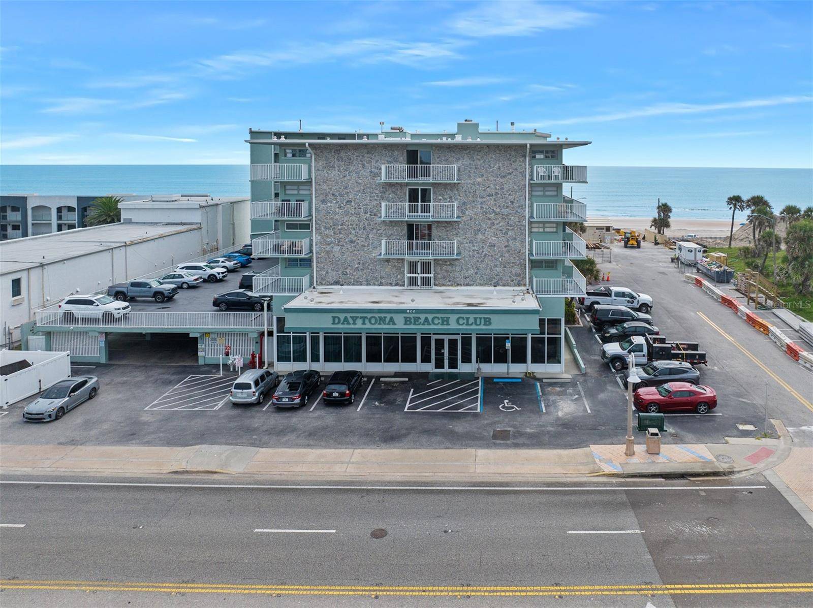 Daytona Beach, FL 32118,800 N ATLANTIC AVE #523