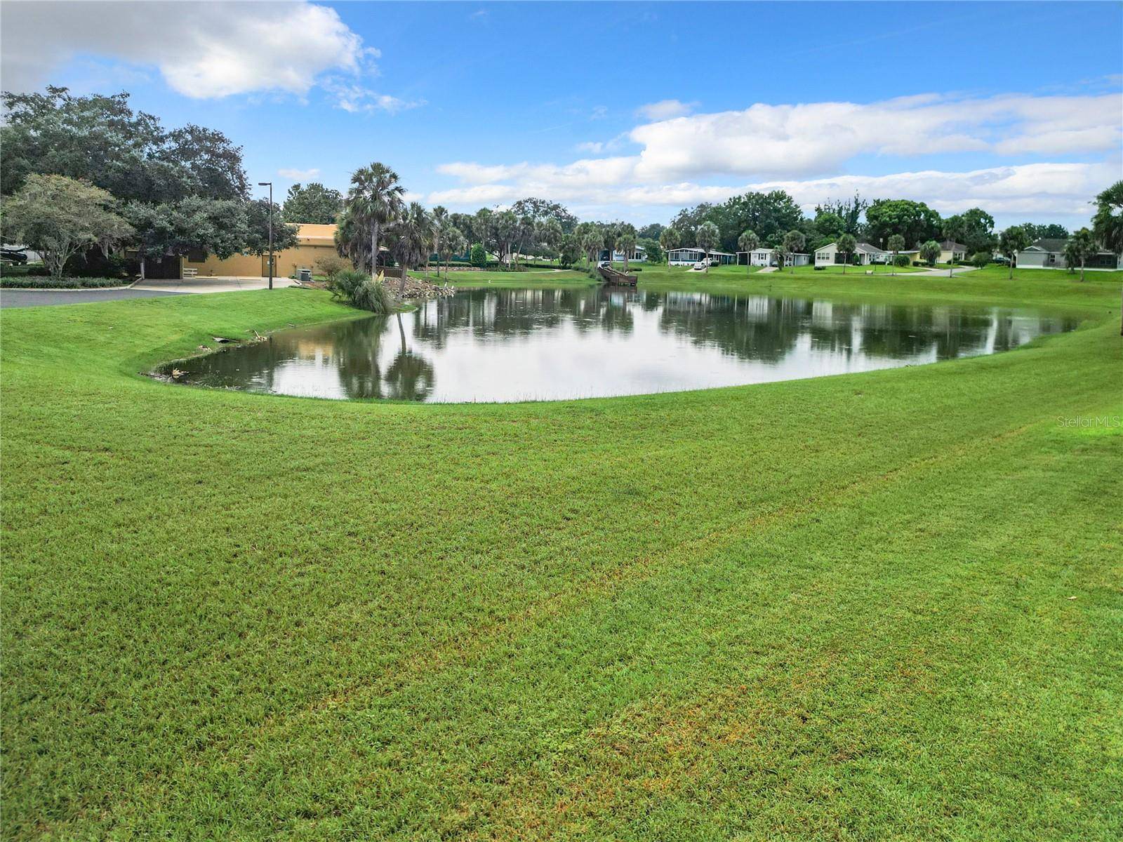 The Villages, FL 32159,824 SILVER OAK AVE