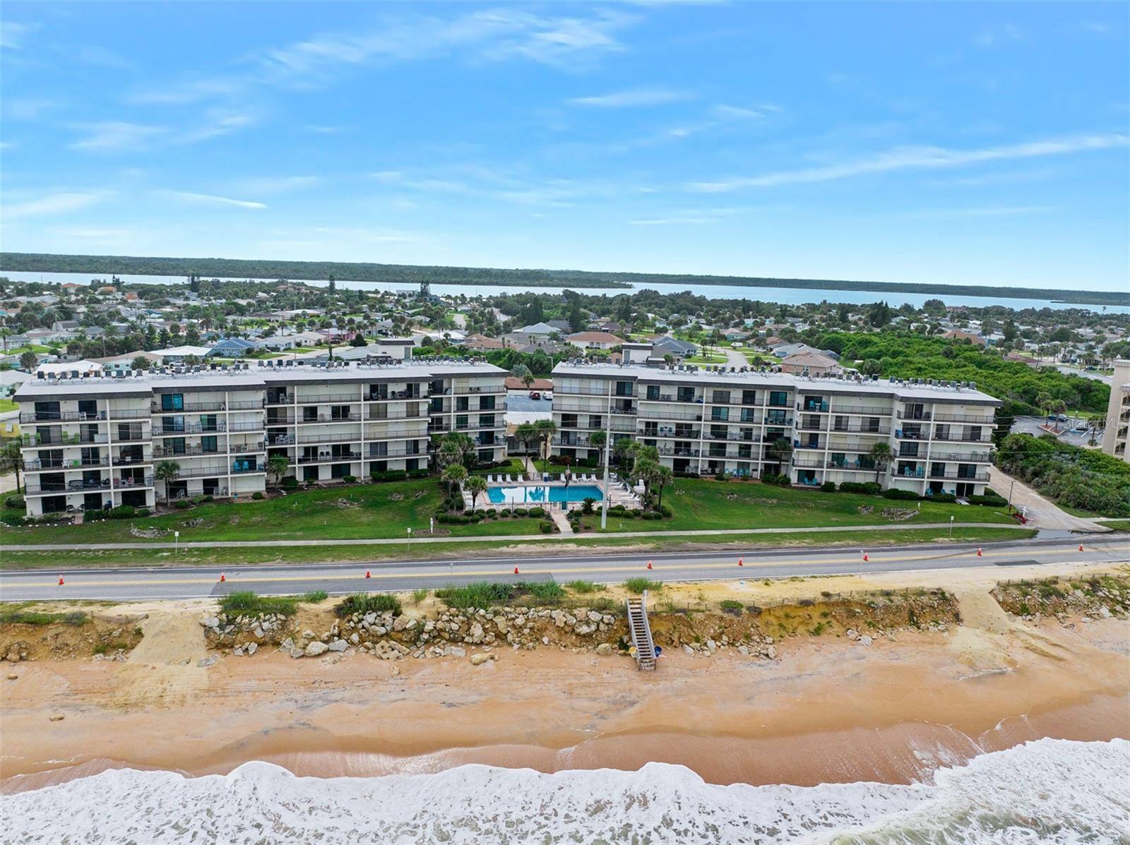 Ormond Beach, FL 32176,2700 OCEAN SHORE BLVD #304