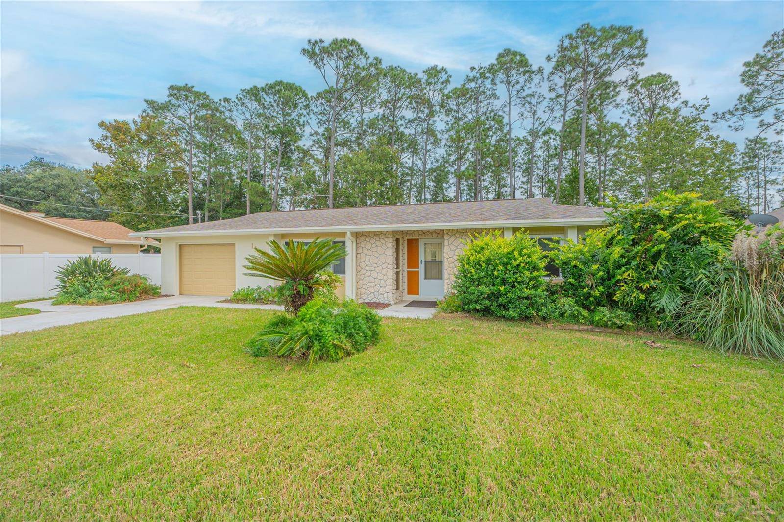 Palm Coast, FL 32137,130 BEECHWOOD LN