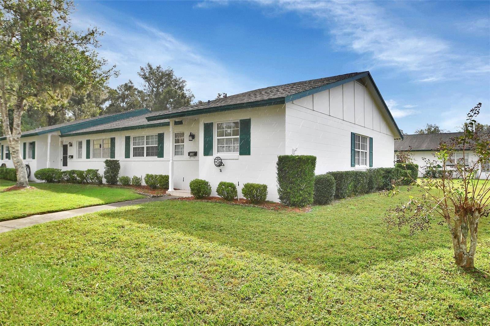 Deland, FL 32724,239 N HILL AVE #110