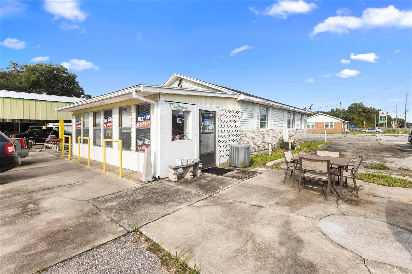 Deland, FL 32720,2490 N WOODLAND BLVD