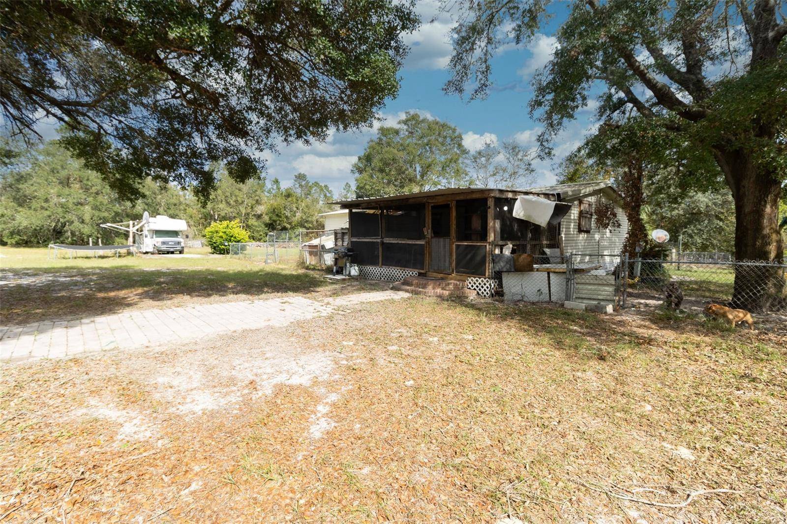 Eustis, FL 32736,41330 FORD RD