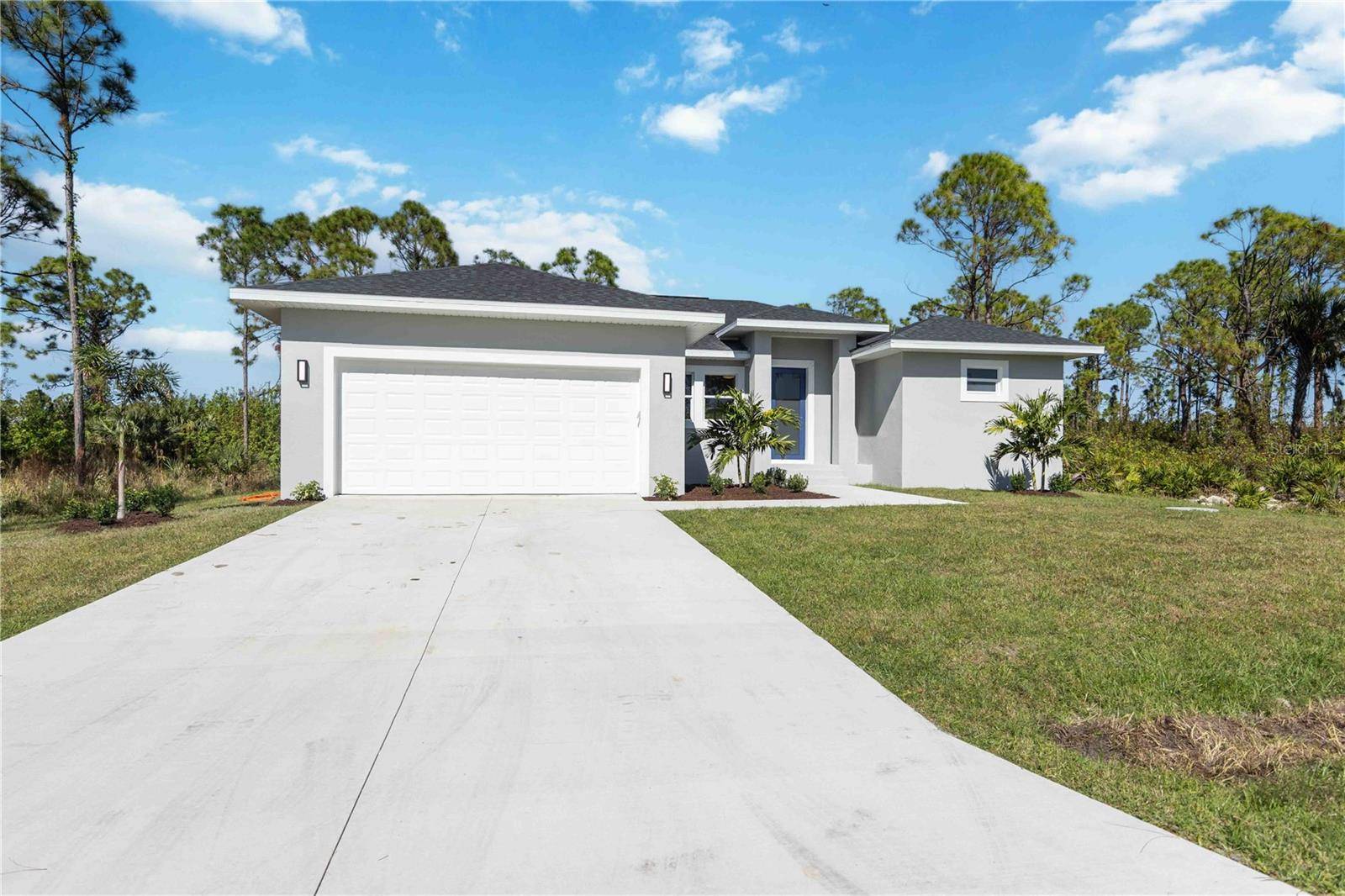 Port Charlotte, FL 33981,9333 HIALEAH TER