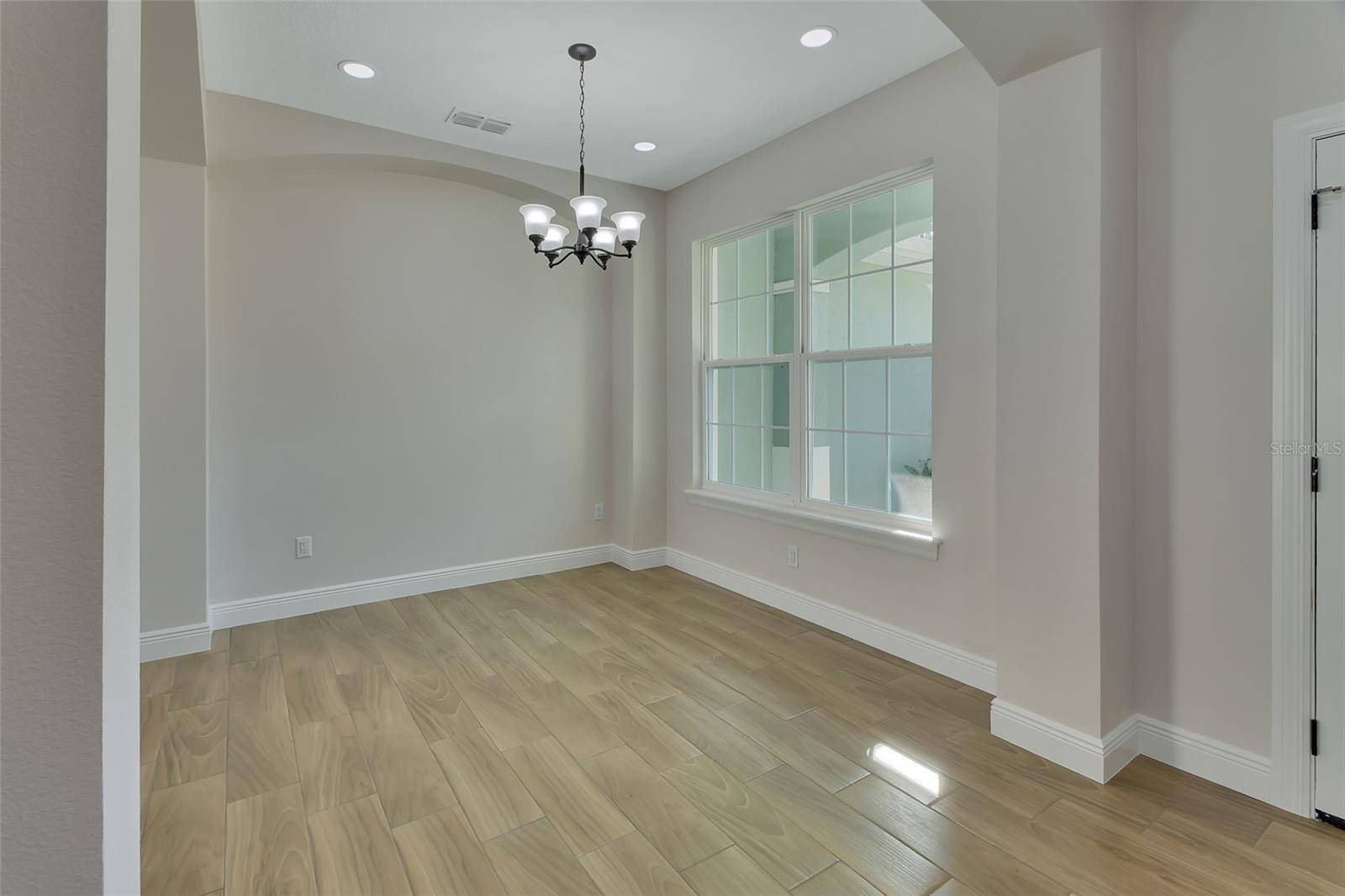 Deland, FL 32724,731 E COX ST
