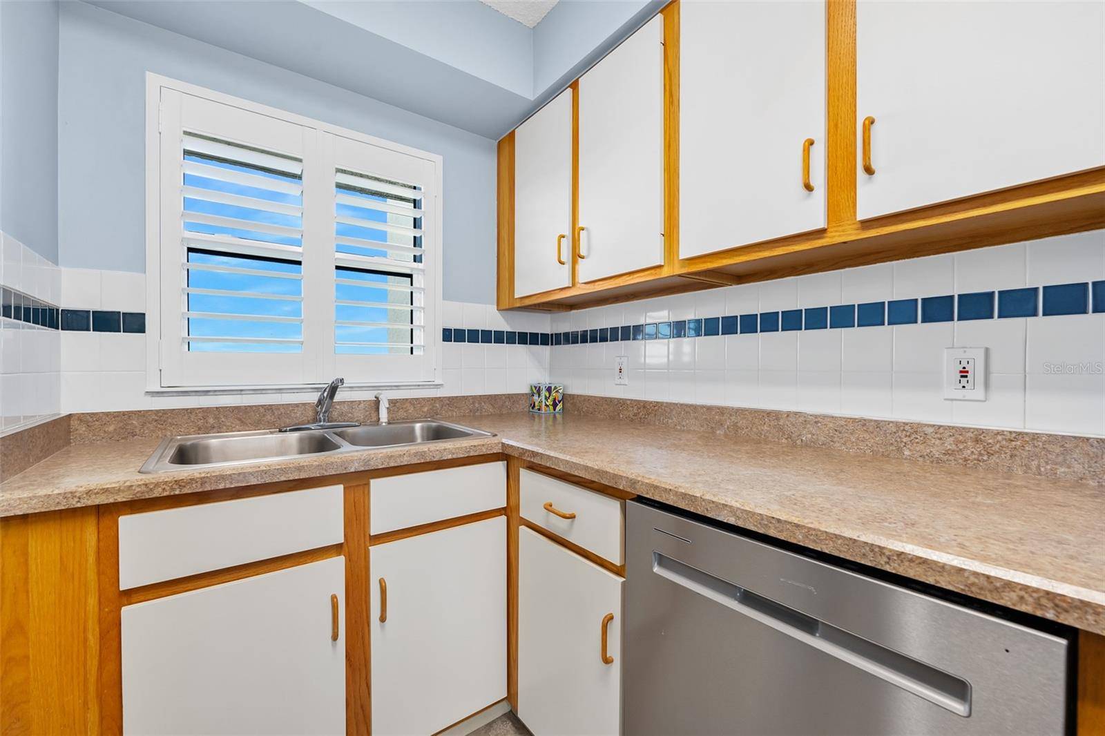 Ormond Beach, FL 32176,3180 OCEAN SHORE BLVD #309