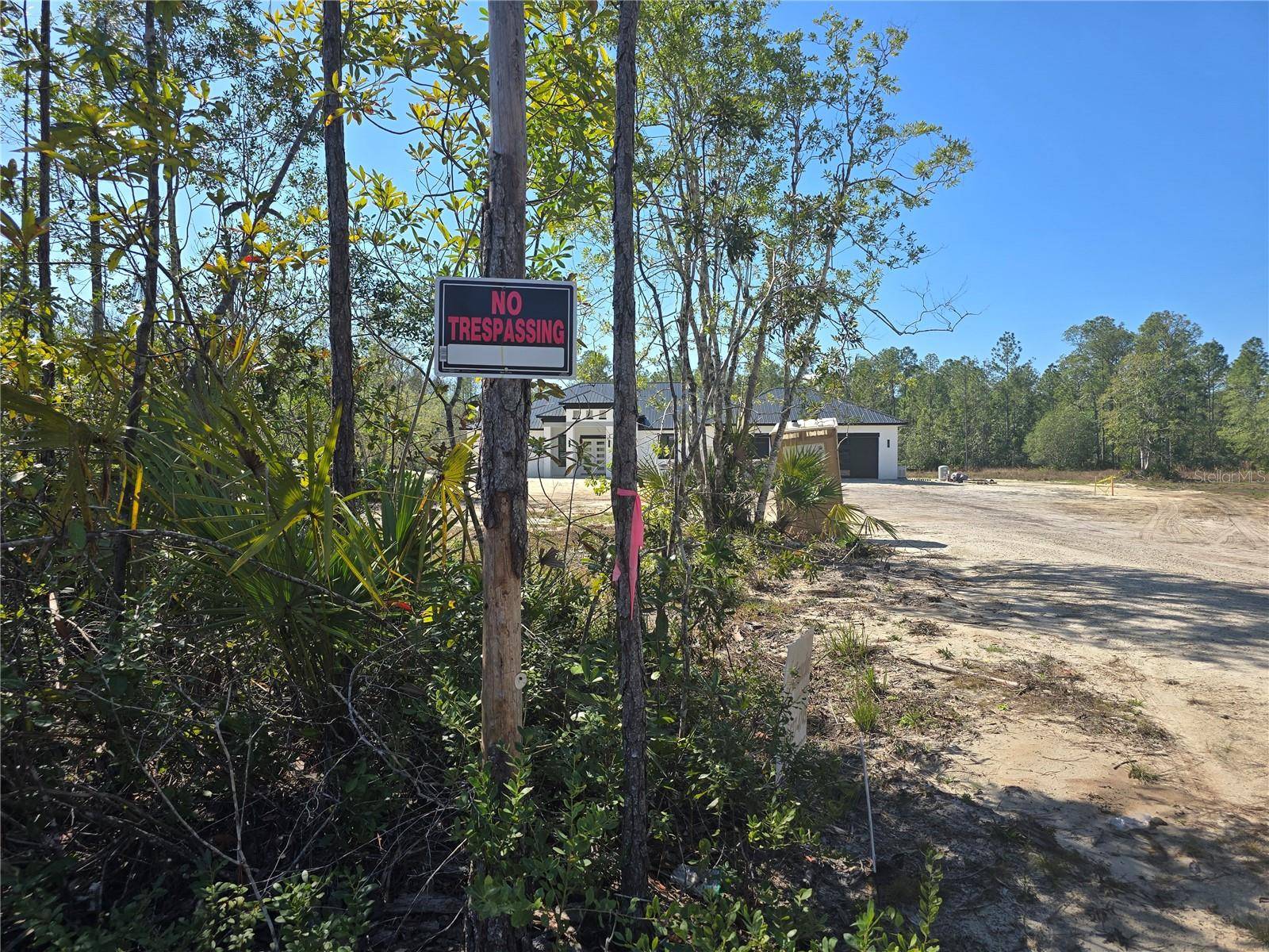 Pierson, FL 32180,821 CEDAR WAY