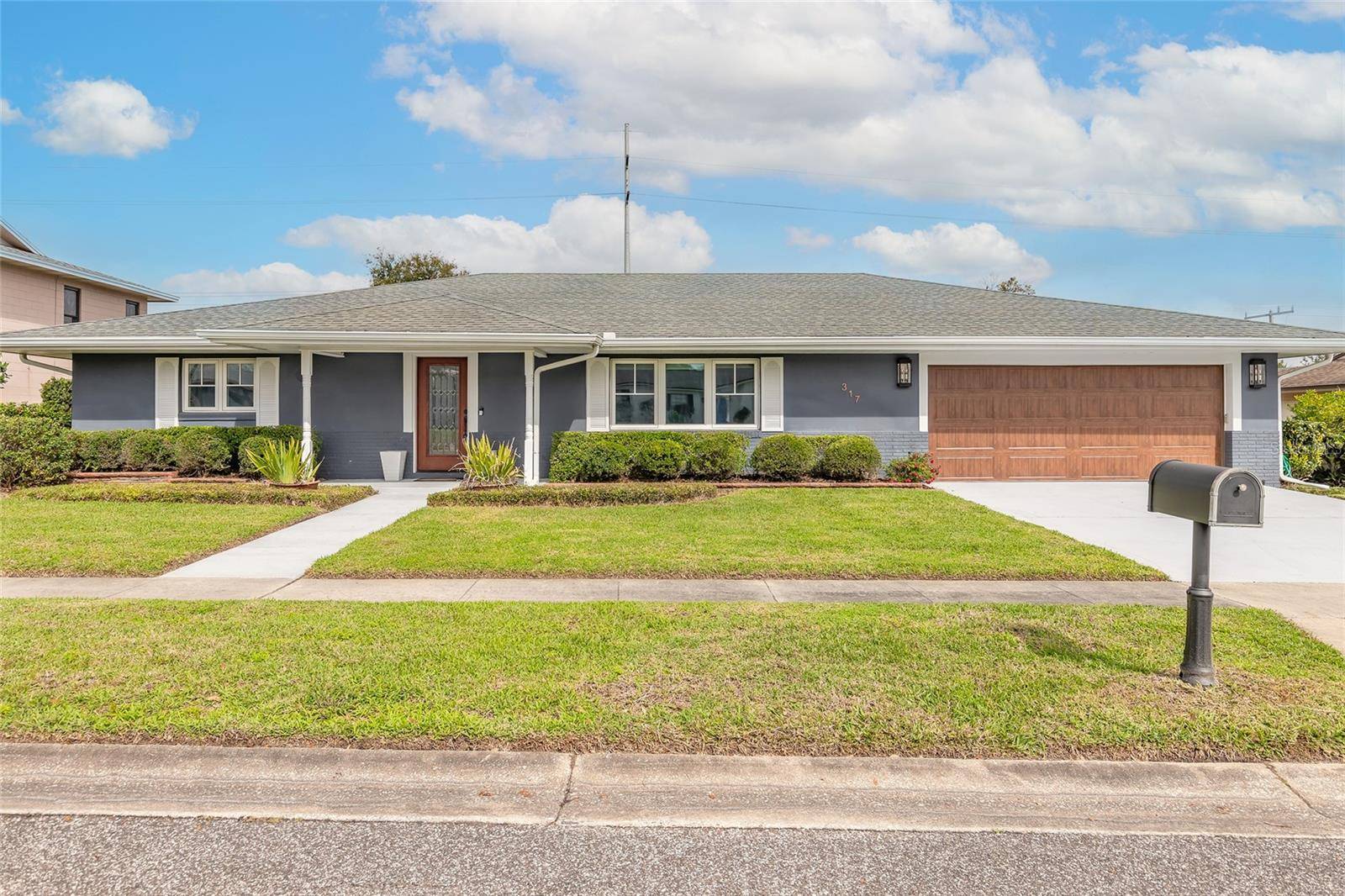 Altamonte Springs, FL 32701,317 OAK HILL DR