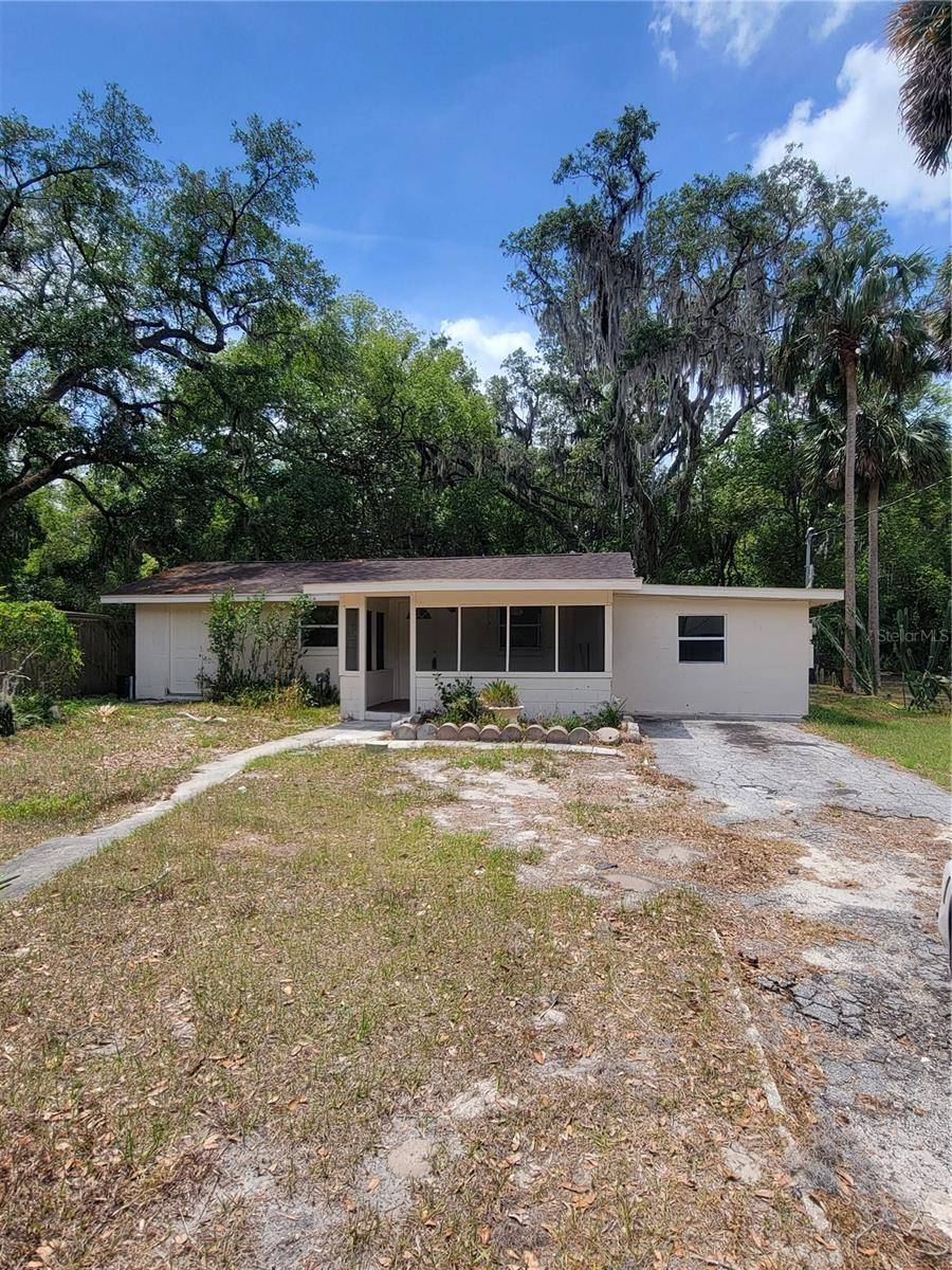 Deland, FL 32724,318 S MASSACHUSETTS AVE