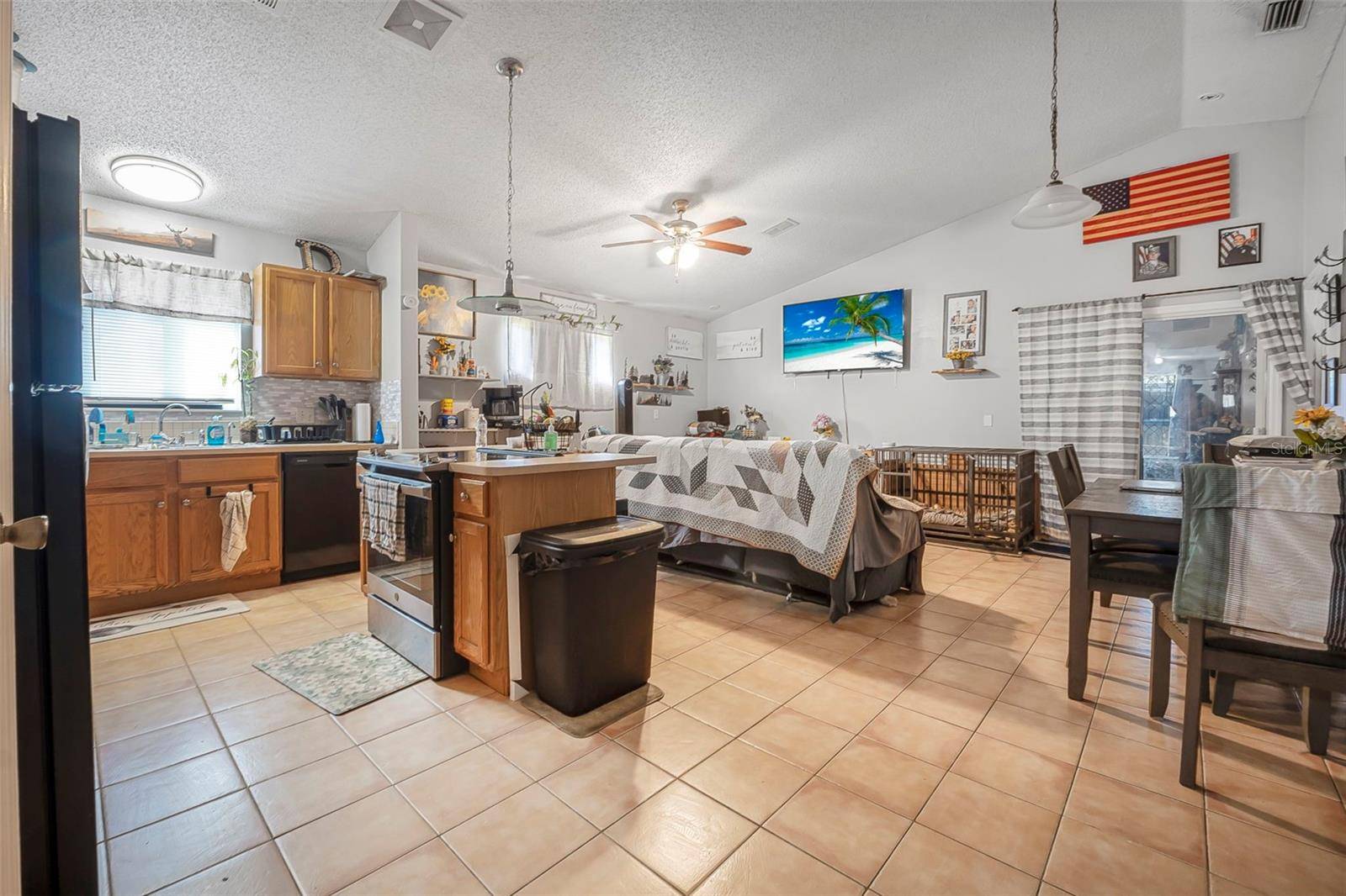 Palm Coast, FL 32137,28 BISHOP LN