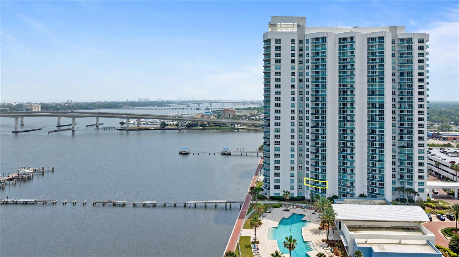 Daytona Beach, FL 32117,241 RIVERSIDE DR #304