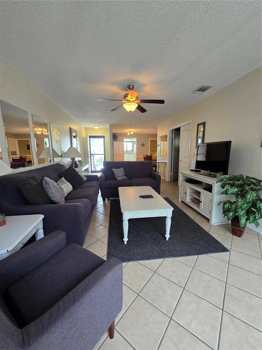 New Smyrna Beach, FL 32169,4401 SEA MIST DR #201