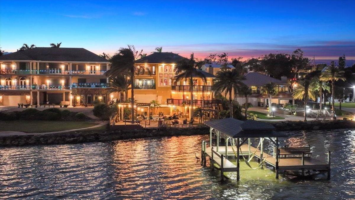 Cocoa, FL 32922,2120 N INDIAN RIVER DR N