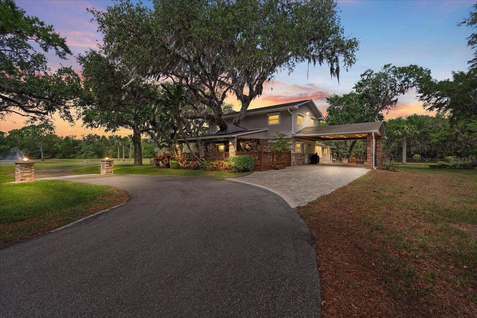 Oak Hill, FL 32759,800 HIDDEN OAKS LN