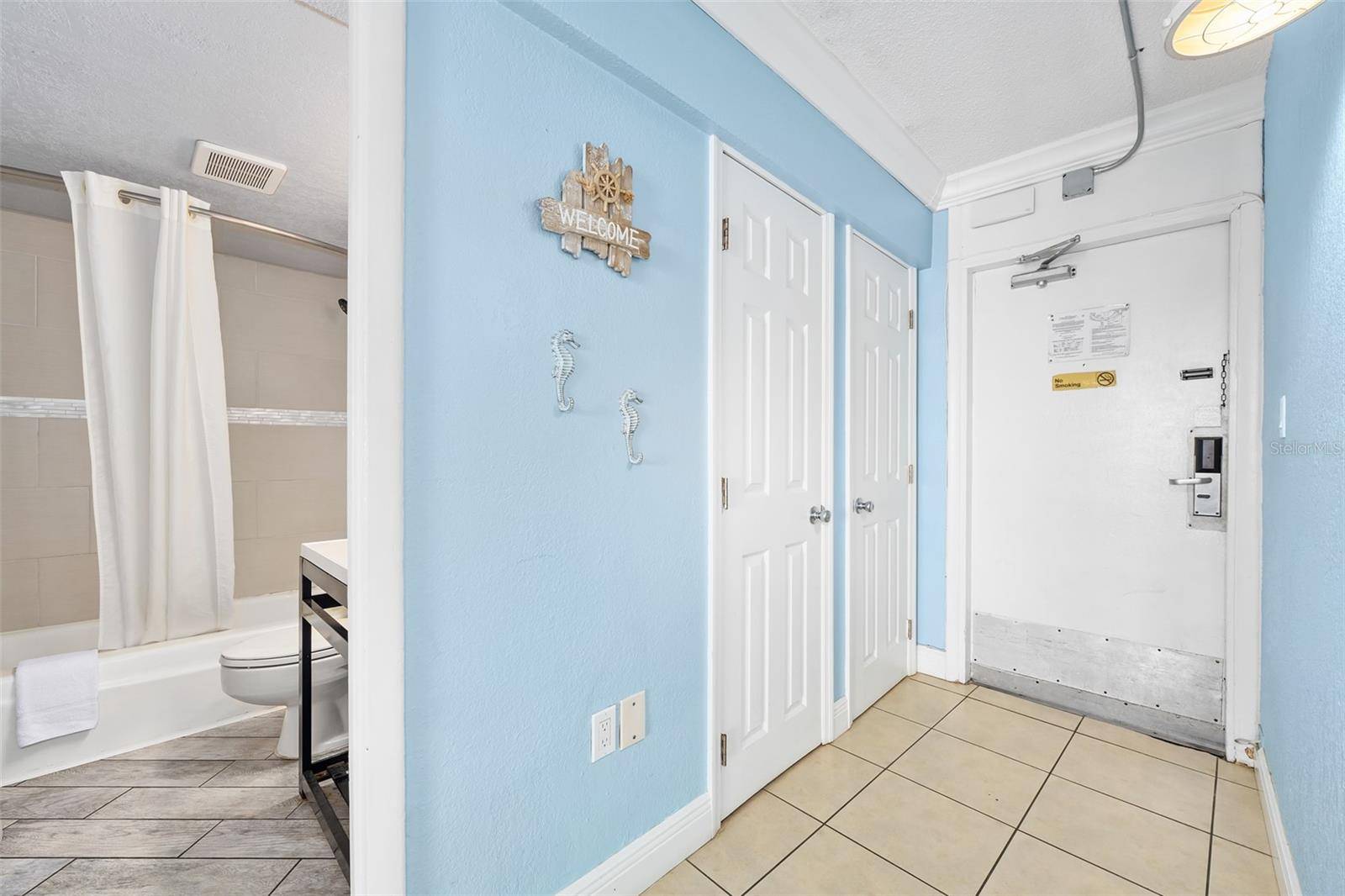 Daytona Beach Shores, FL 32118,Address not disclosed