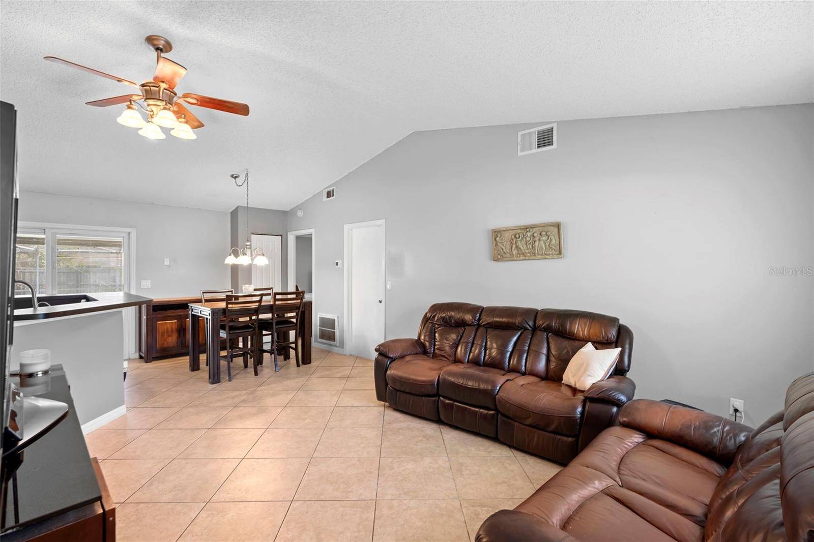 Deltona, FL 32738,2416 CANDLEWICK ST