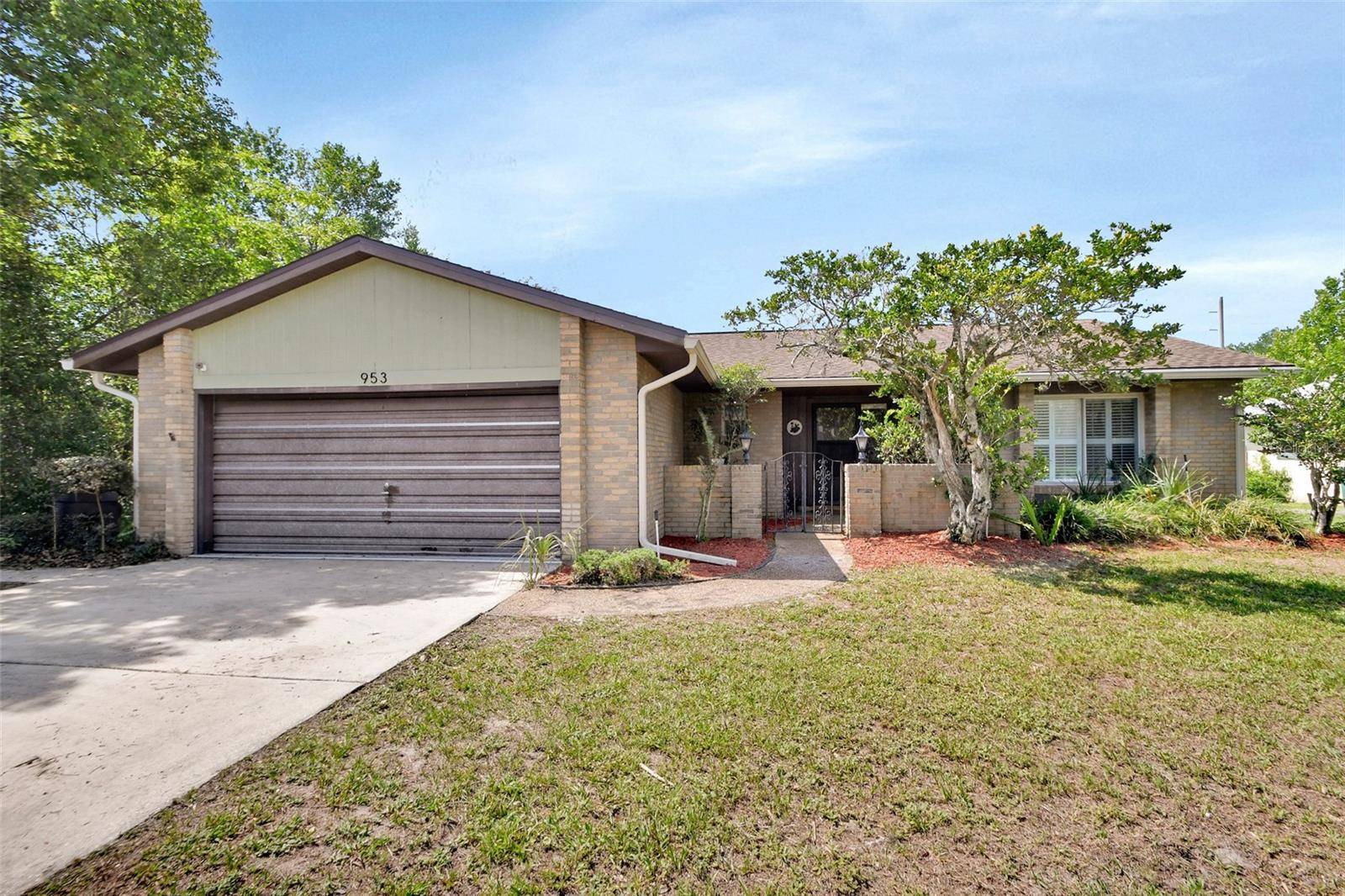 Deltona, FL 32725,953 TULIP ST