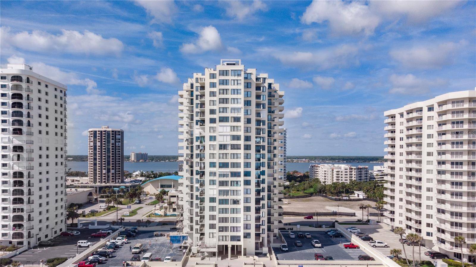 Daytona Beach Shores, FL 32118,2987 S ATLANTIC #1403
