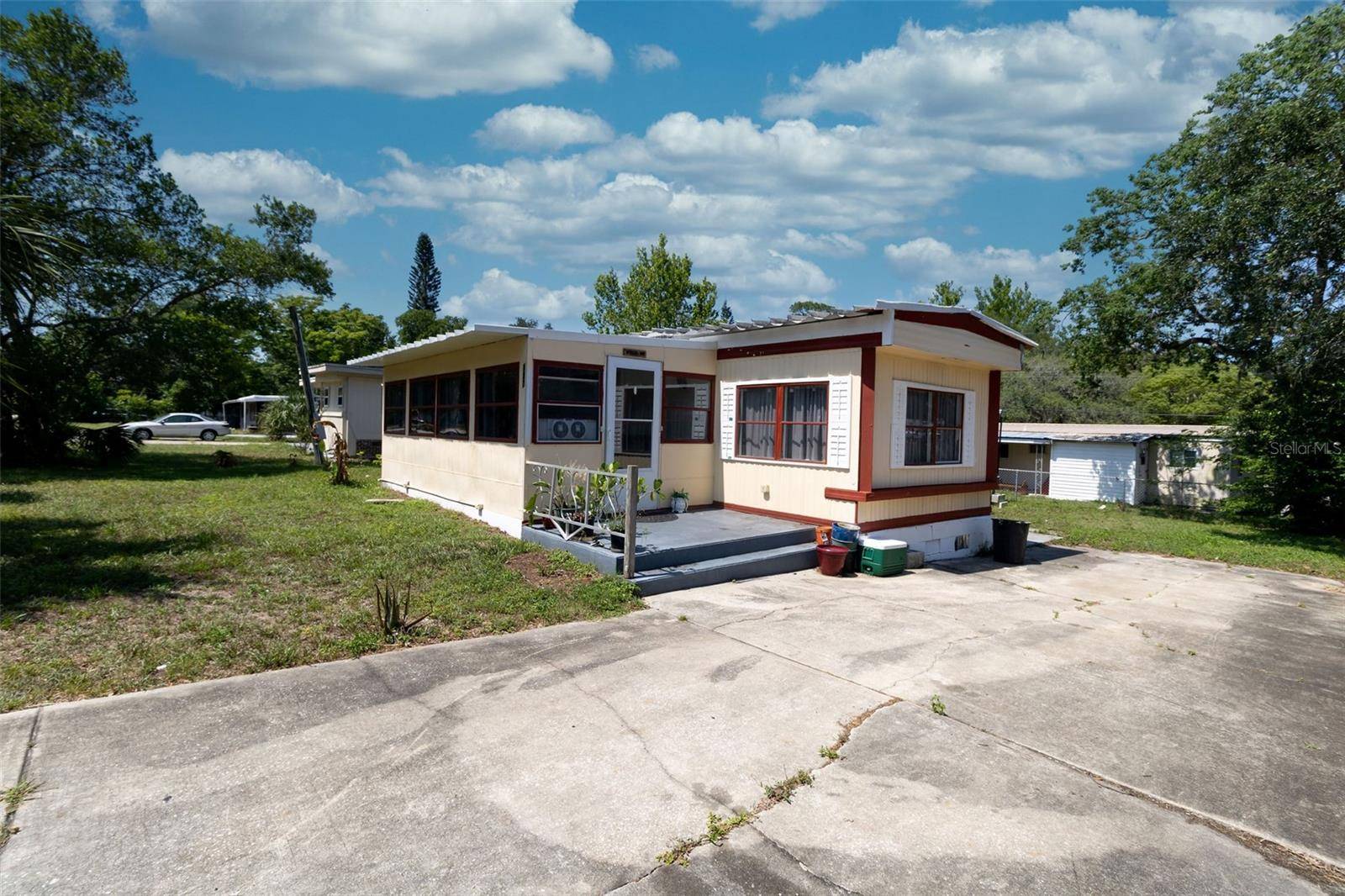 Ormond Beach, FL 32174,487 COLLINS ST