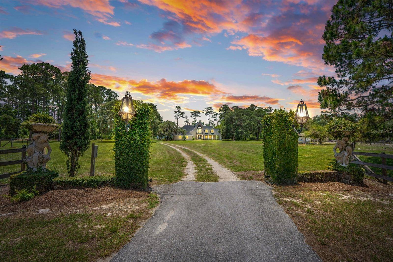 De Leon Springs, FL 32130,5366 N LAKE FARMS RD