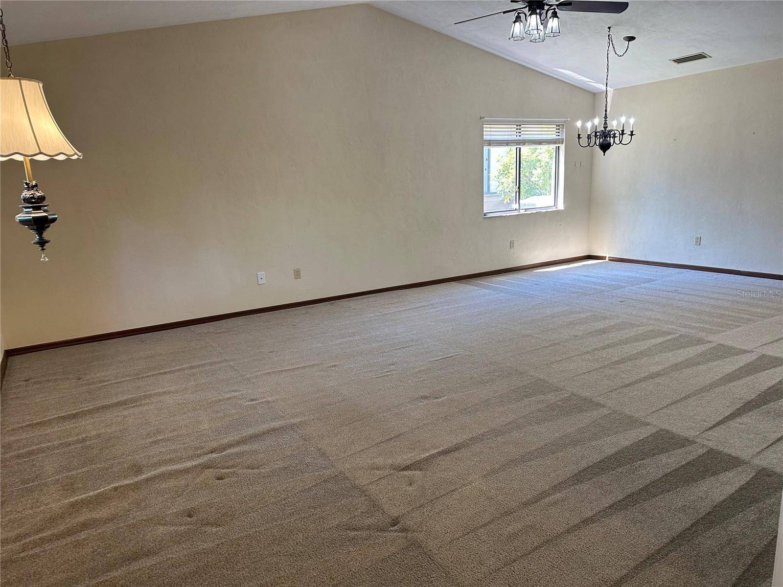 Ormond Beach, FL 32174,96 OLD BARN TRL