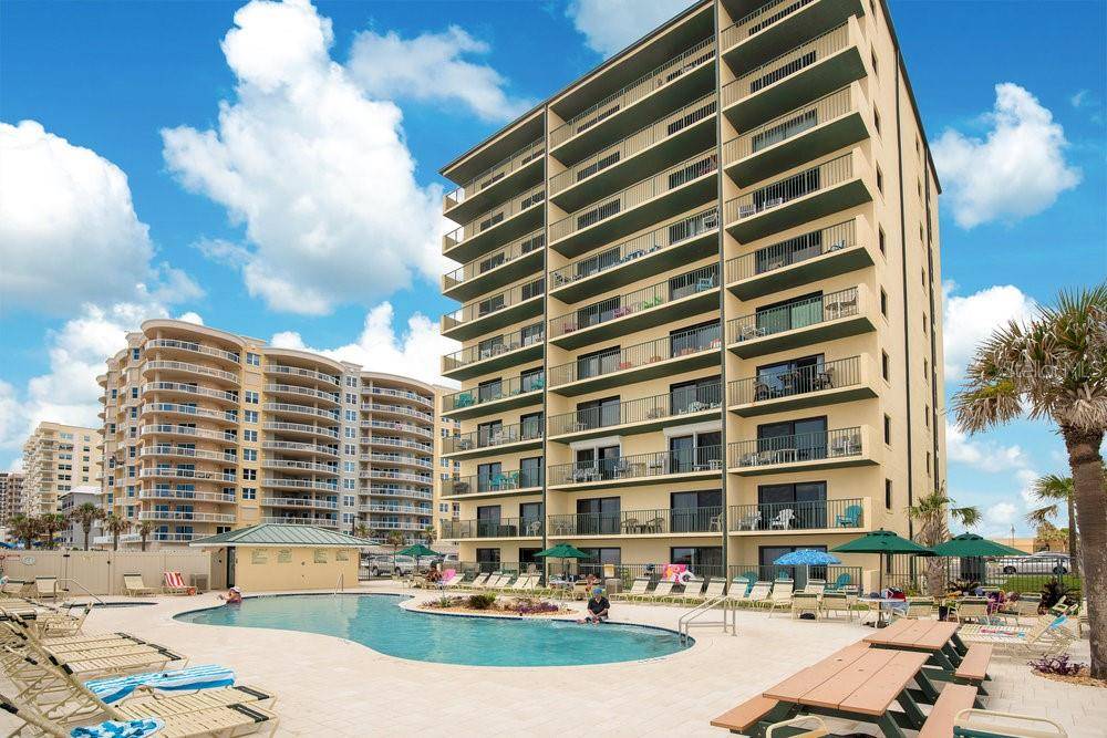 Daytona Beach, FL 32118,3647 S ATLANTIC AVE #7C