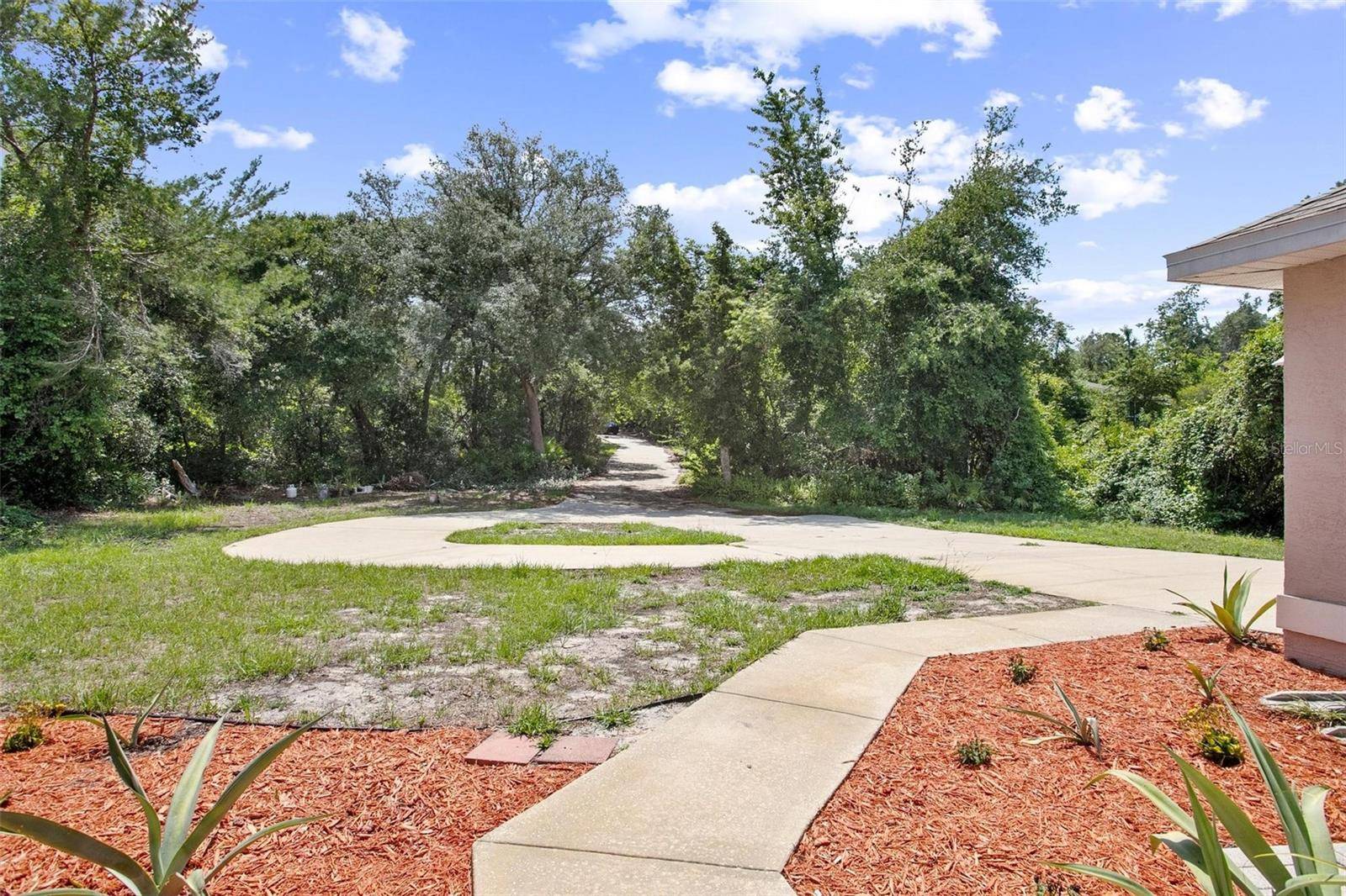 Orange City, FL 32763,570 CYPRESS AVE