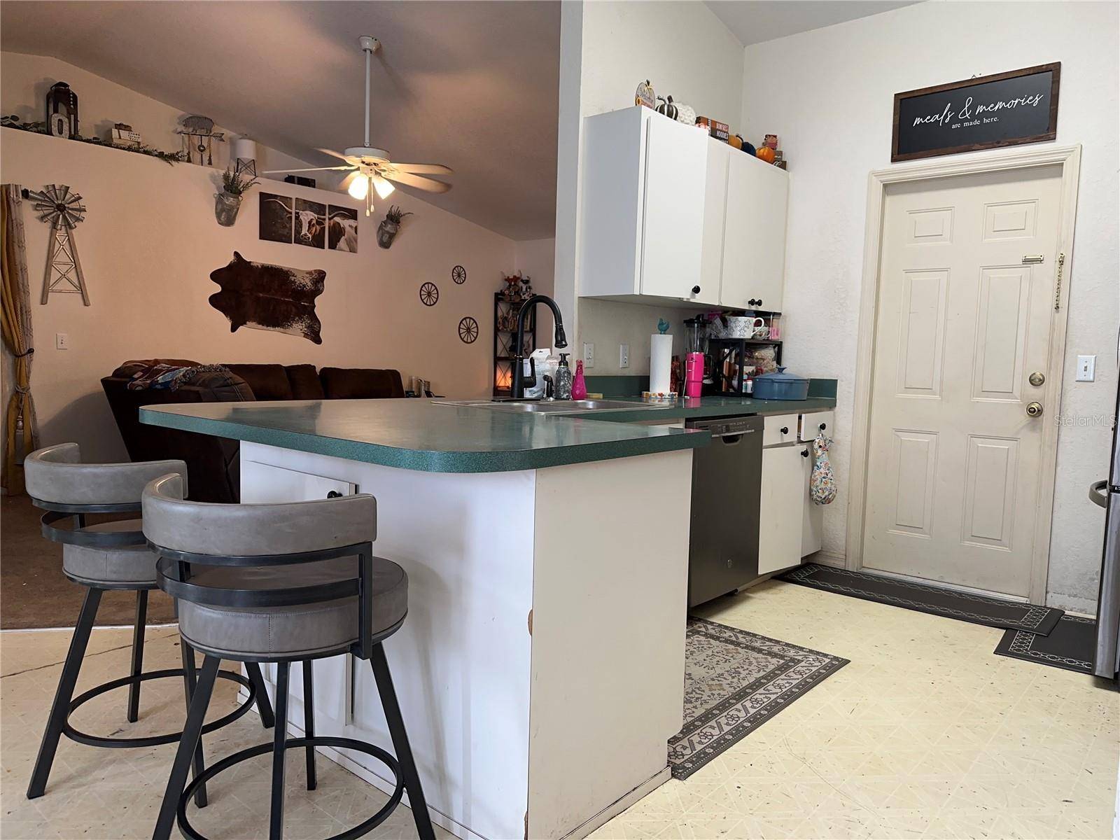 Lakeland, FL 33805,2875 DELROSE DR N