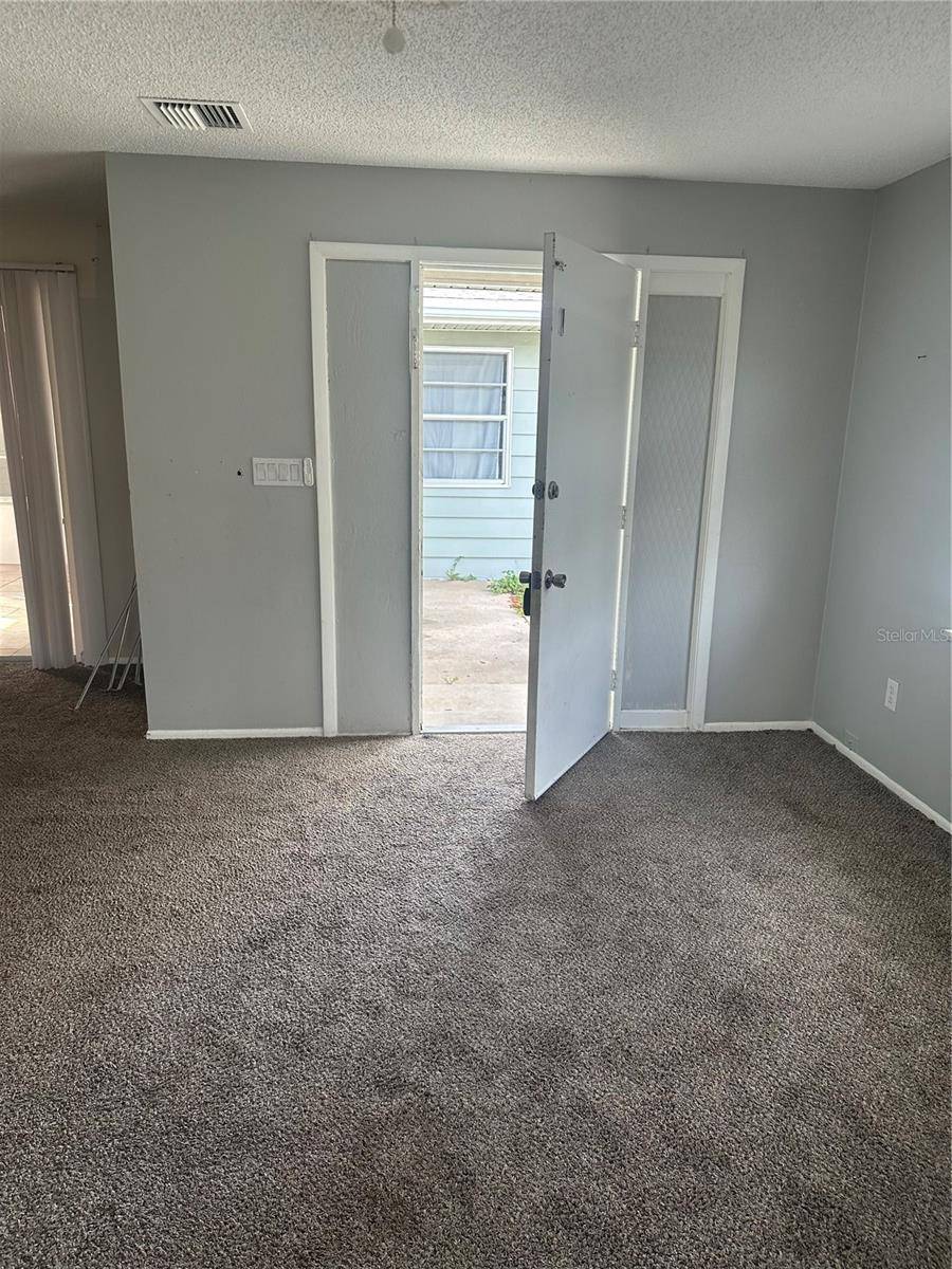 Deltona, FL 32738,2366 FLORIDA DR