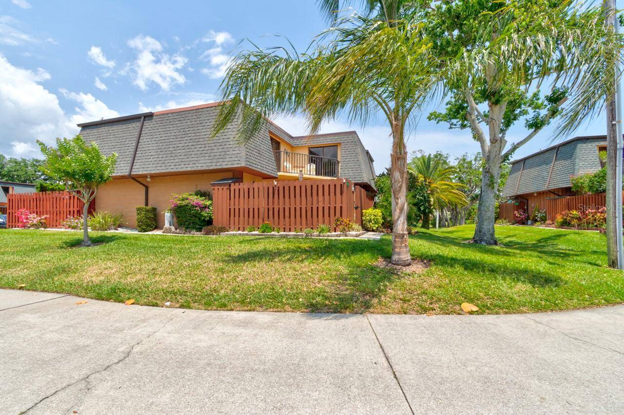 New Smyrna Beach, FL 32169,122 CEDAR DUNES DR
