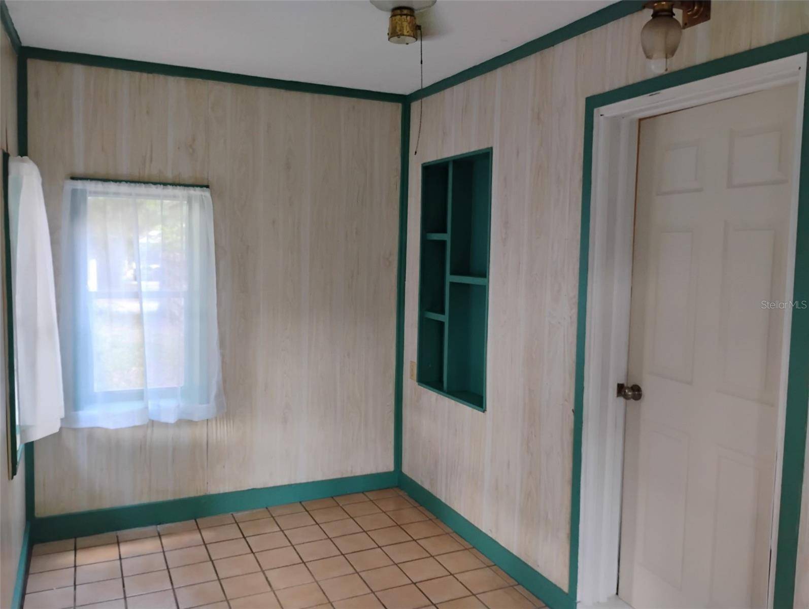 Daytona Beach, FL 32114,615 WEBER AVE