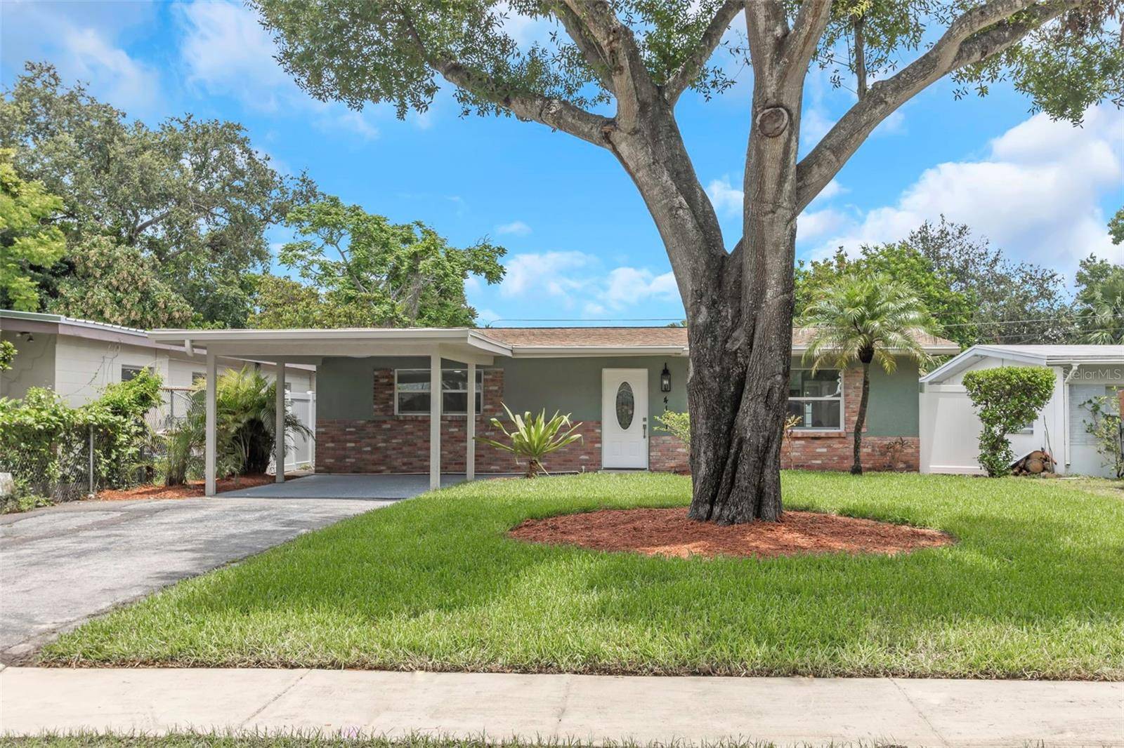 Pinellas Park, FL 33781,4191 71ST AVE N