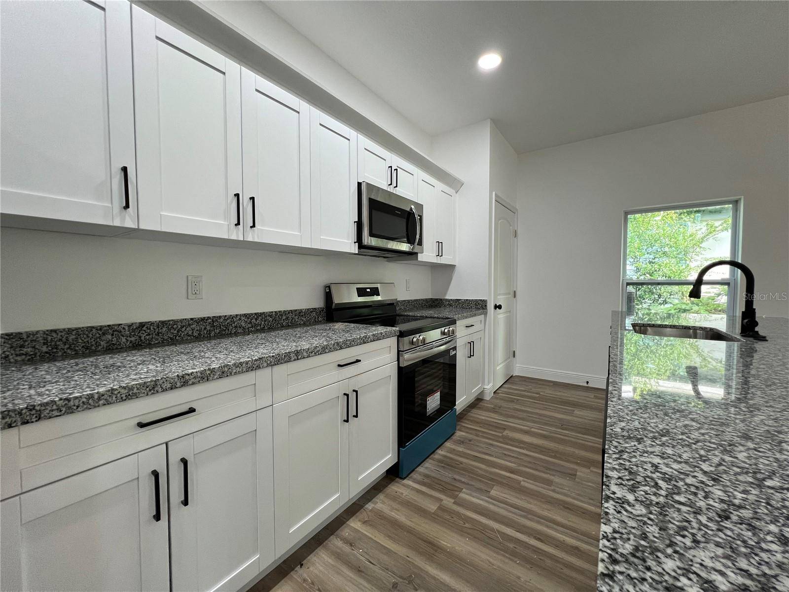 Daytona Beach, FL 32117,1510 GRANADA AVE