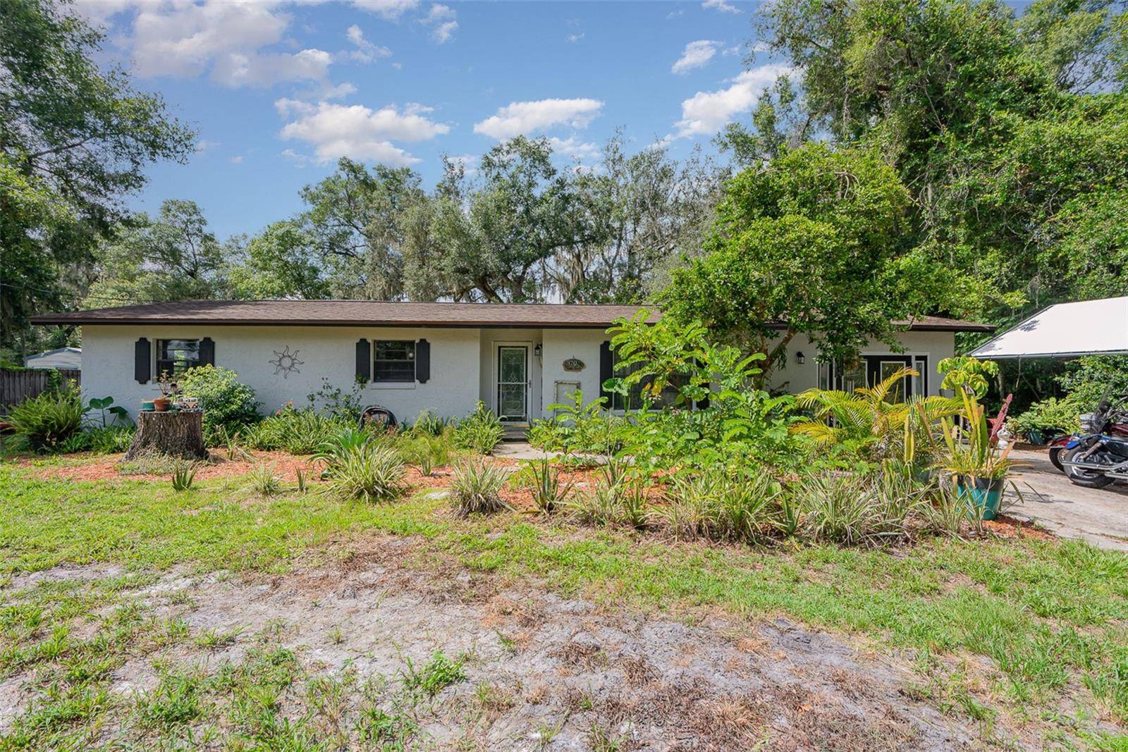 Orange City, FL 32763,370 E WISCONSIN AVE