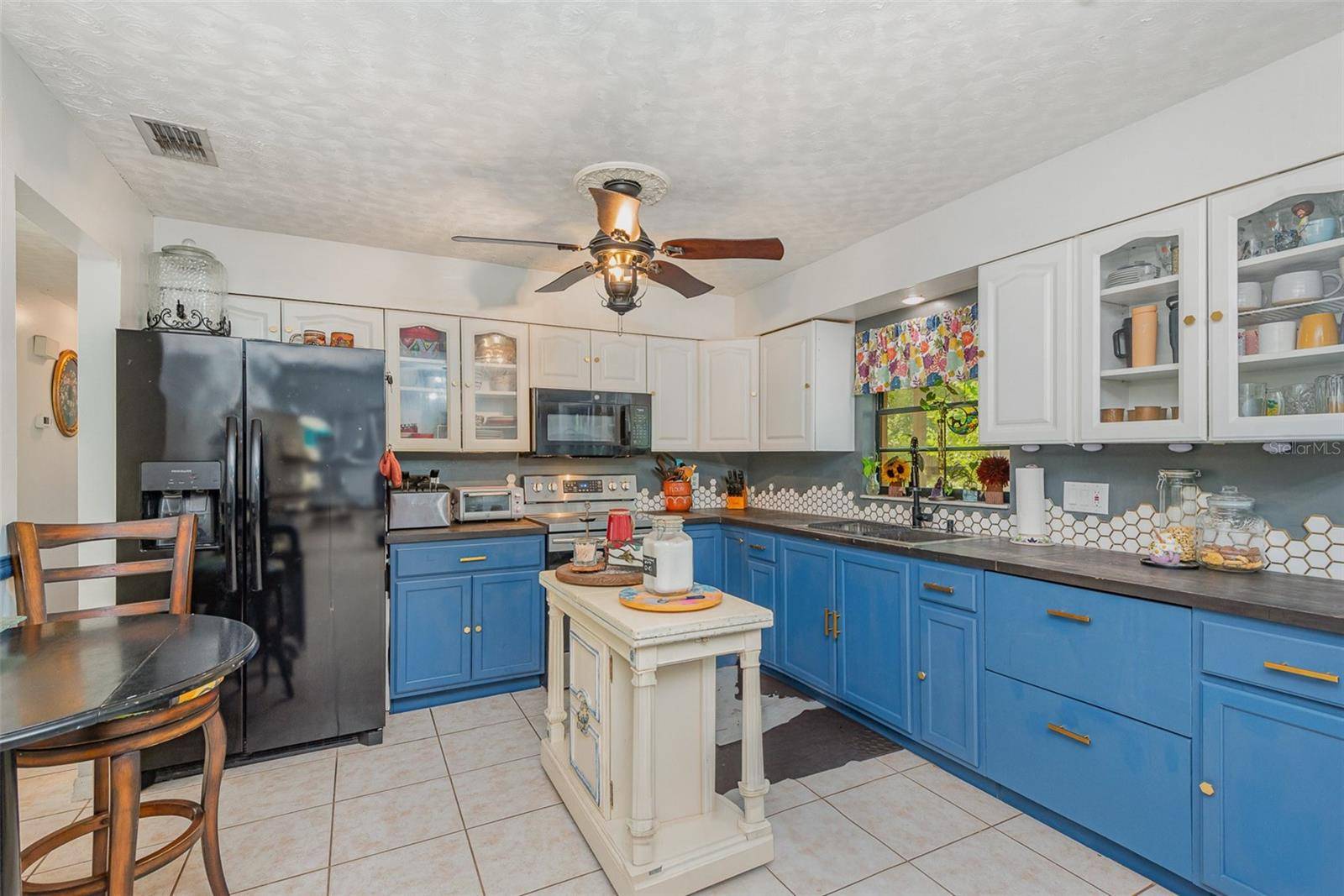 Orange City, FL 32763,370 E WISCONSIN AVE