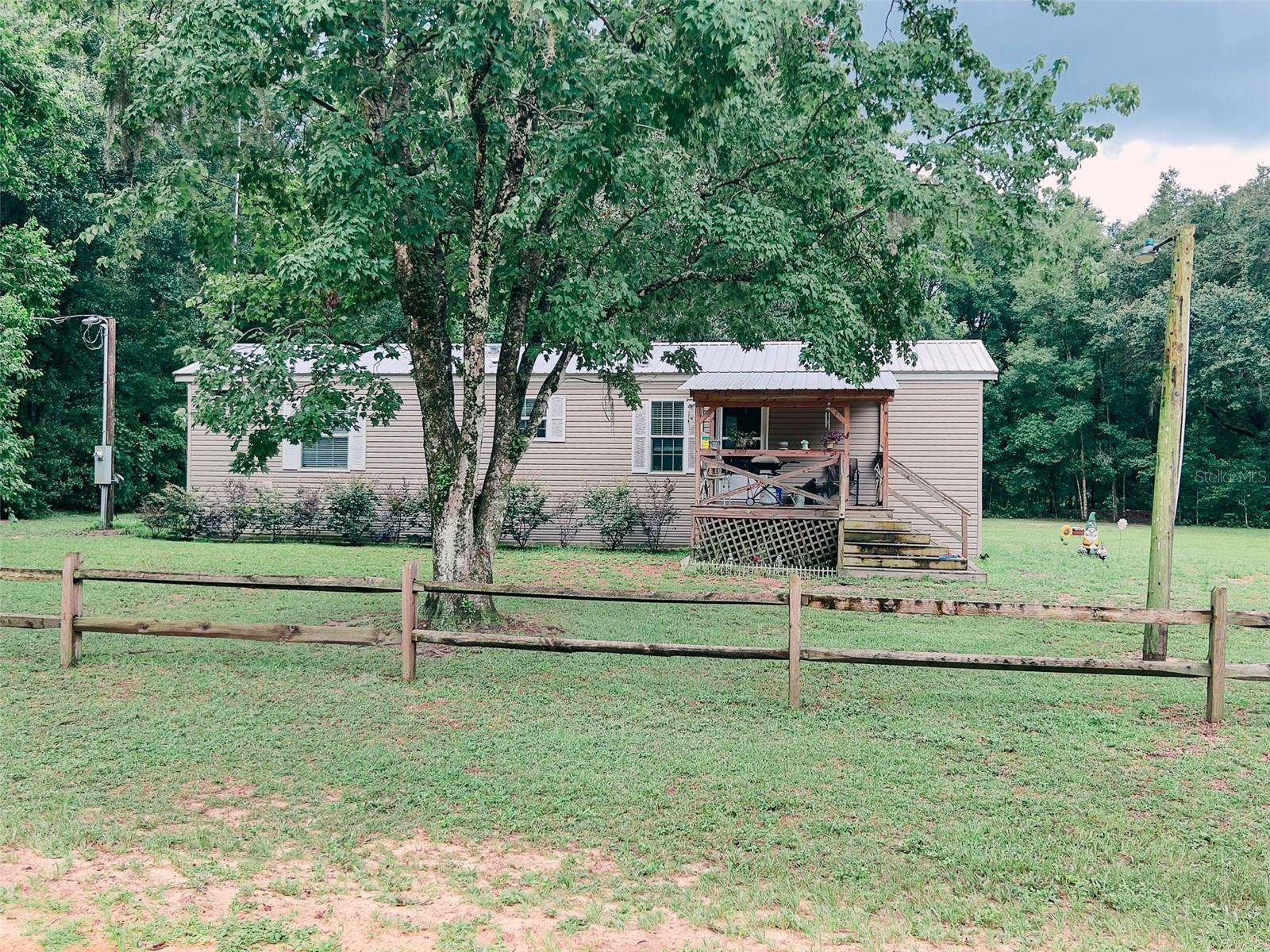 Interlachen, FL 32148,2107 DENISE ST
