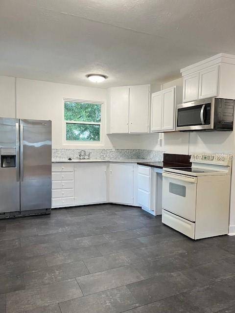 Deland, FL 32720,330 S WOODLAND BLVD #4